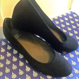 Stuart Weitzman black wedges